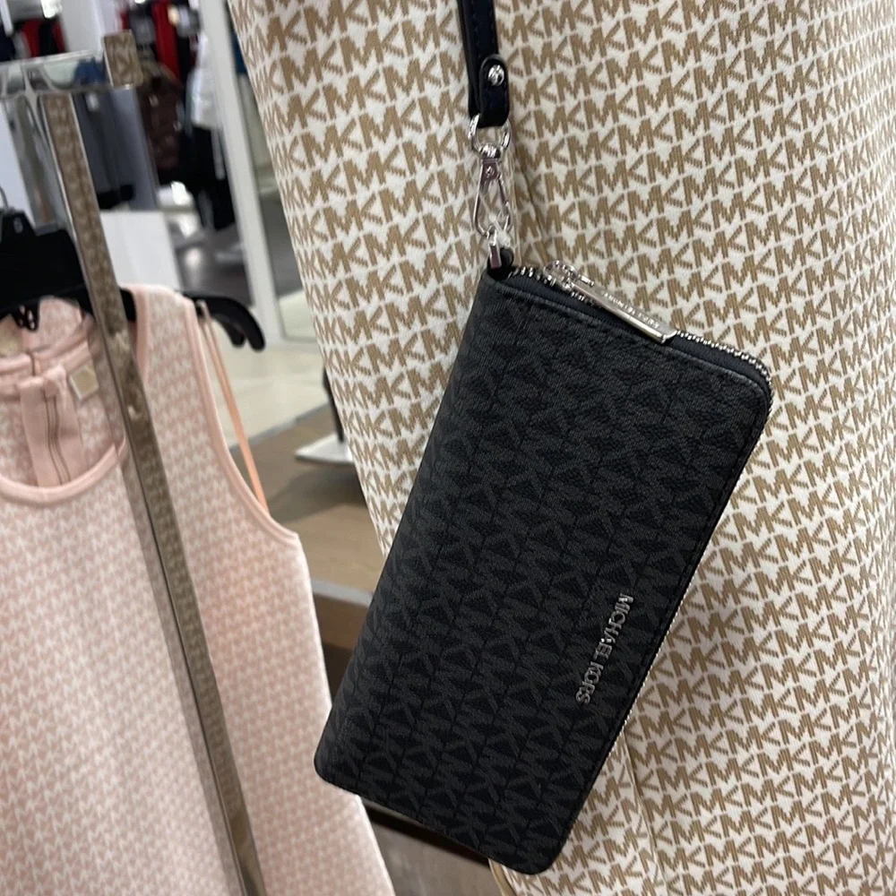 Michael Kors Jet Set Travel Large Travel CONTINENTAL wallet-wristlet-phoneholder - Picture 5 of 16